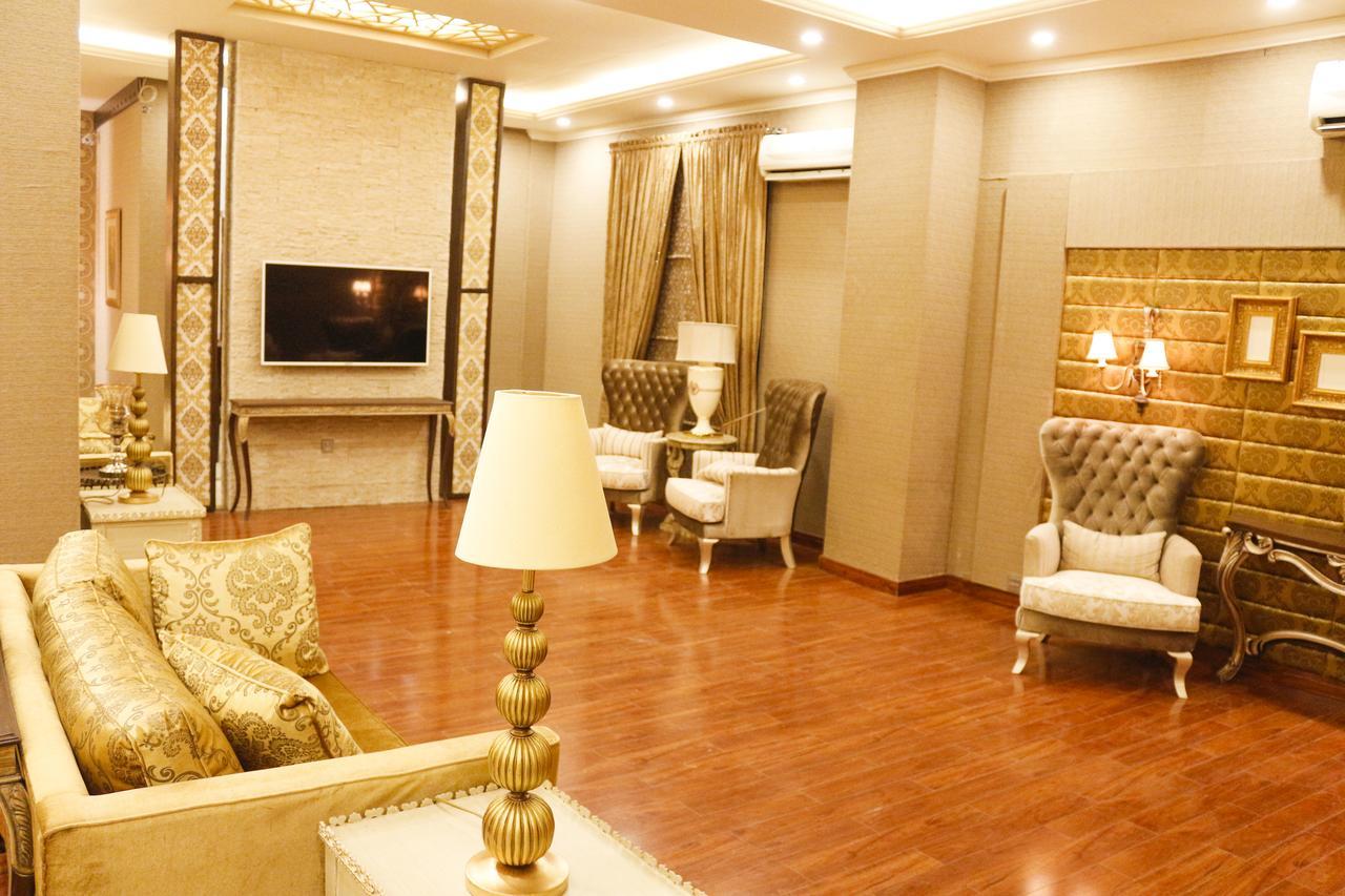 Shelton'S Rezidor Hotel Peshawar Exterior foto